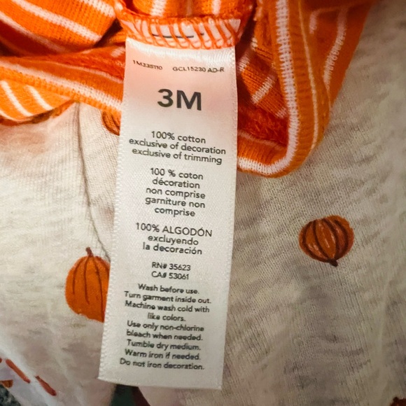 Carter’s Pumpkin 2-Piece Outfit - Picture 4 of 5